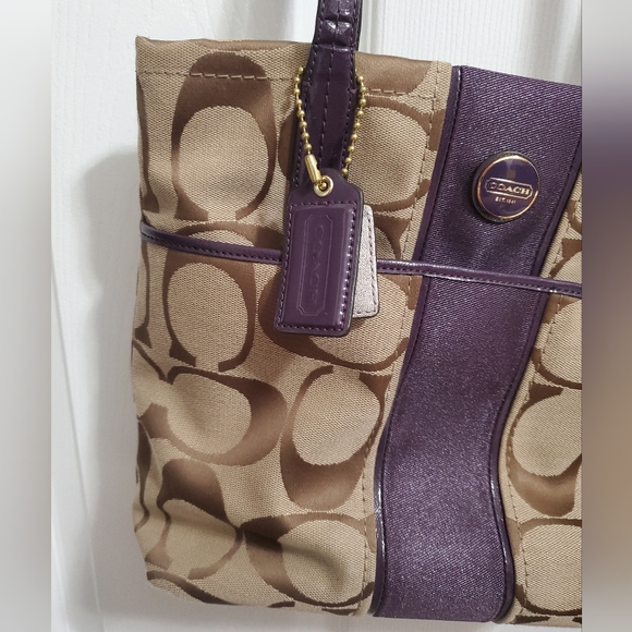 Coach Brown Tote - Picture 9 of 14